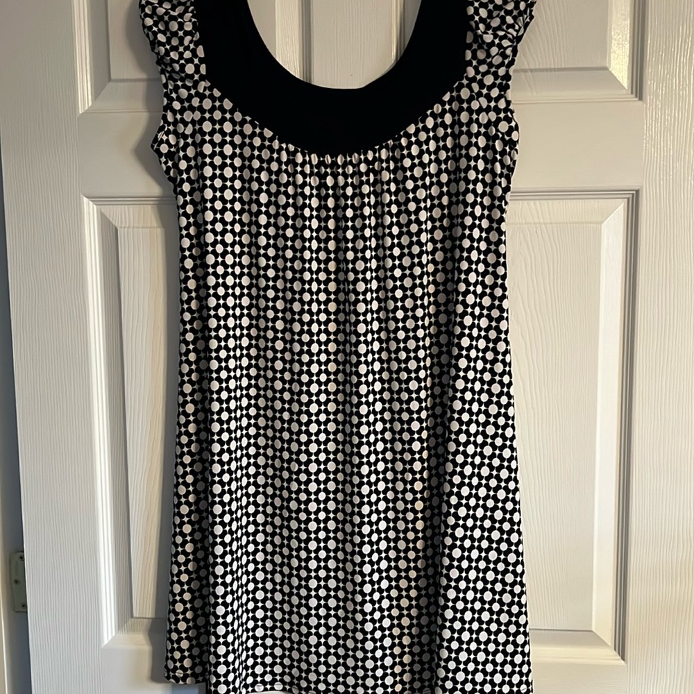Knee length black and white dress